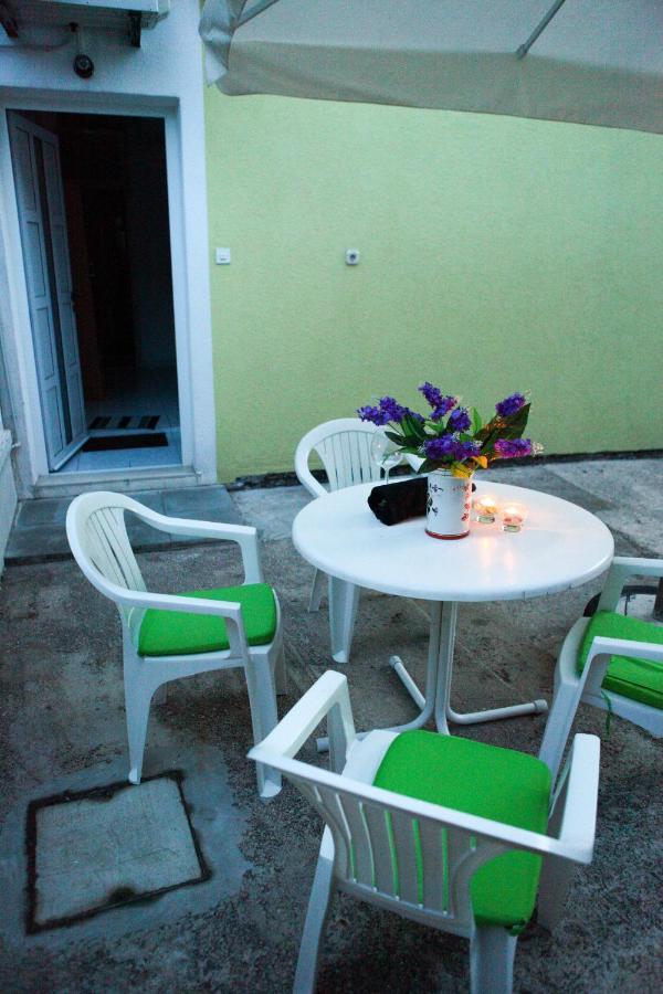 Ana Lovetovo Vodice Exterior photo