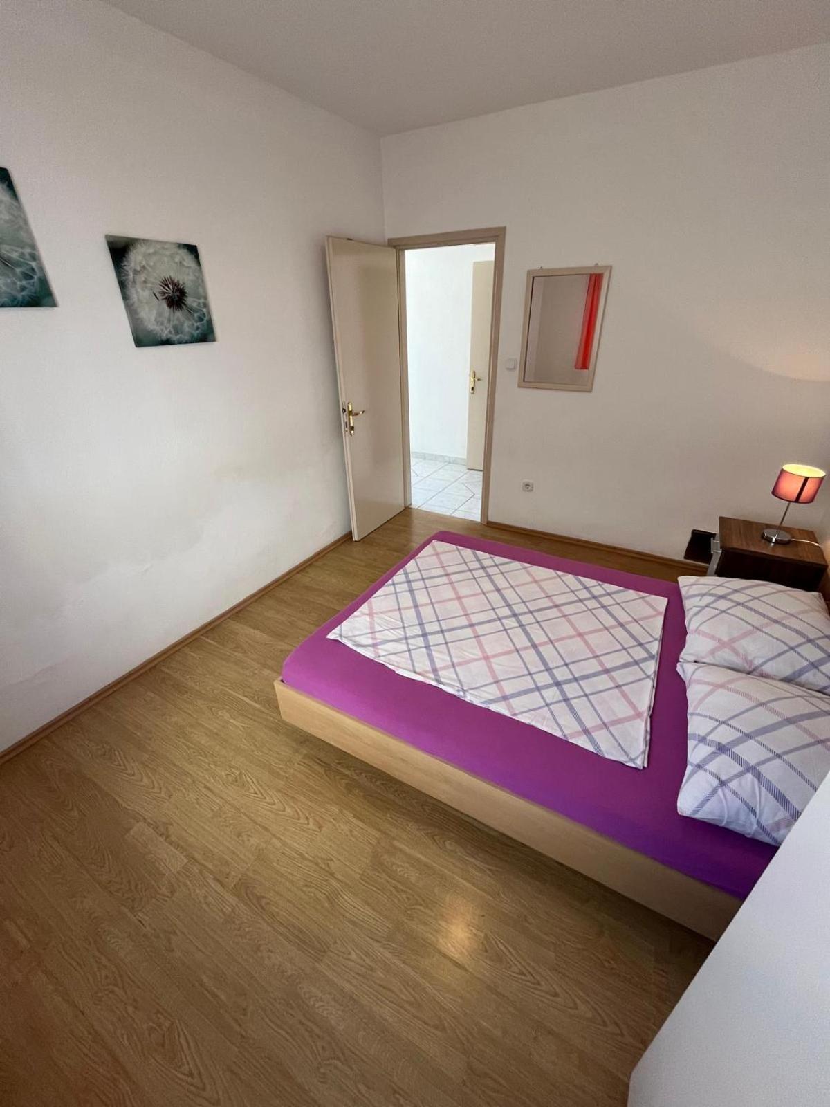 Ana Lovetovo Vodice Exterior photo